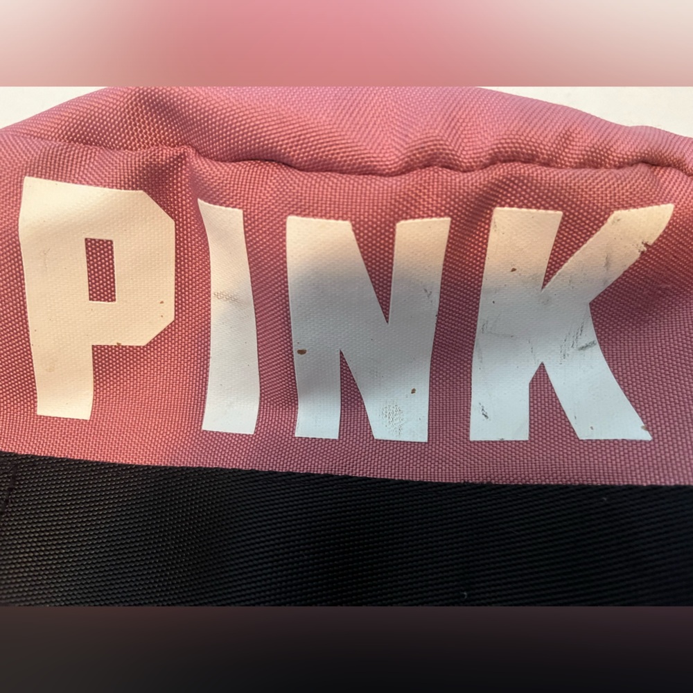Pink Duffle Bag. - Picture 2 of 6